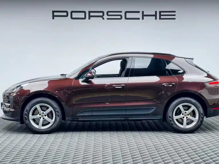 Porsche Macan — фото 5