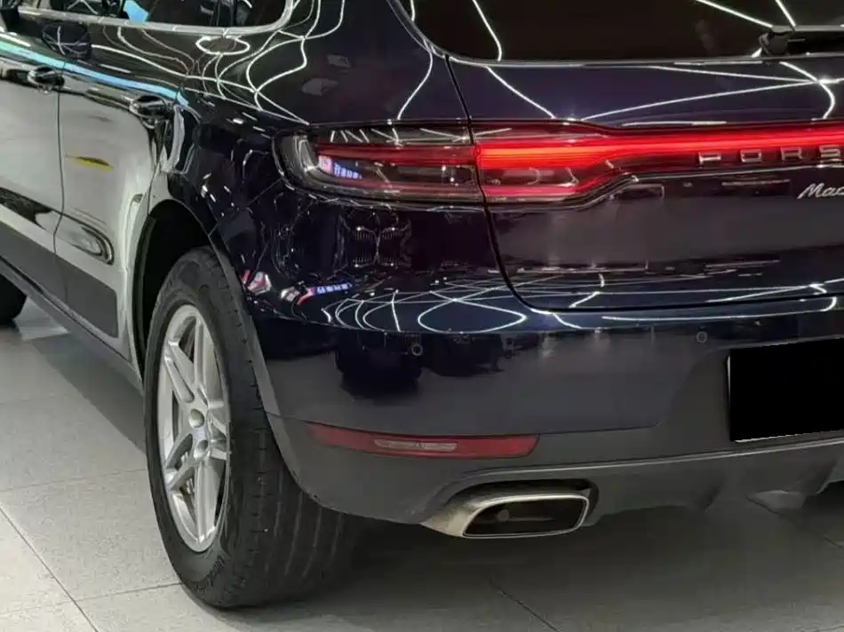 Porsche Macan — фото 17