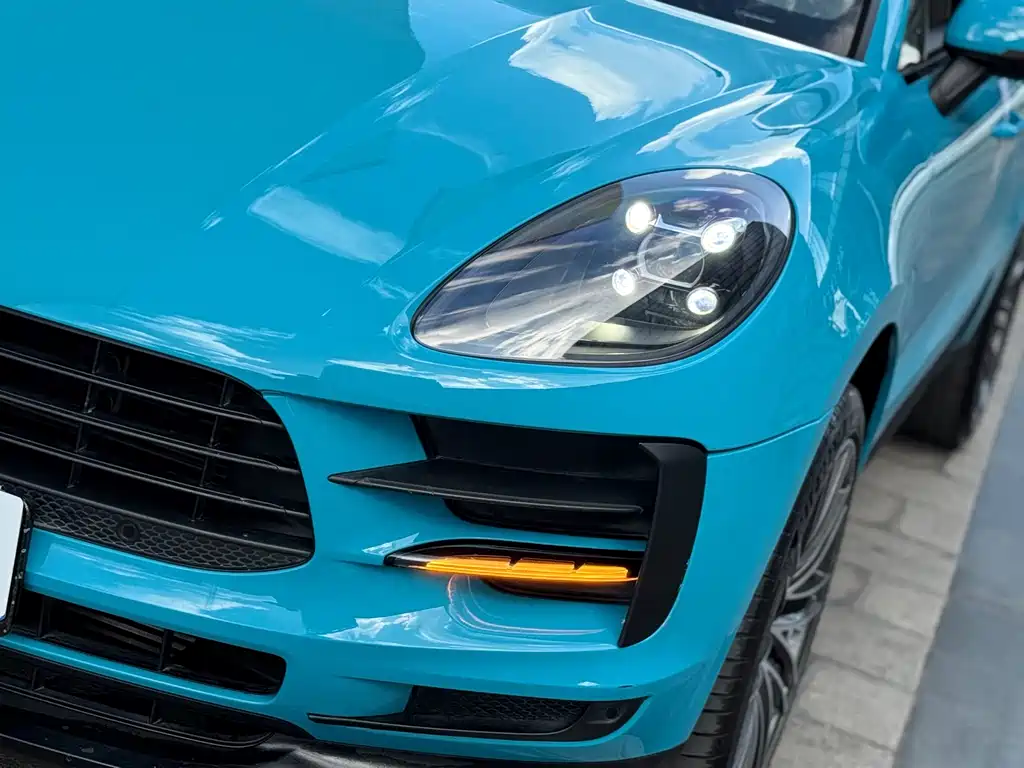 Porsche Macan — фото 41