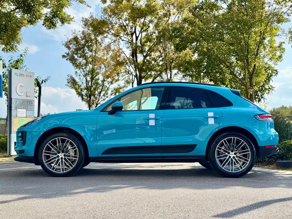 Porsche Macan — фото 10