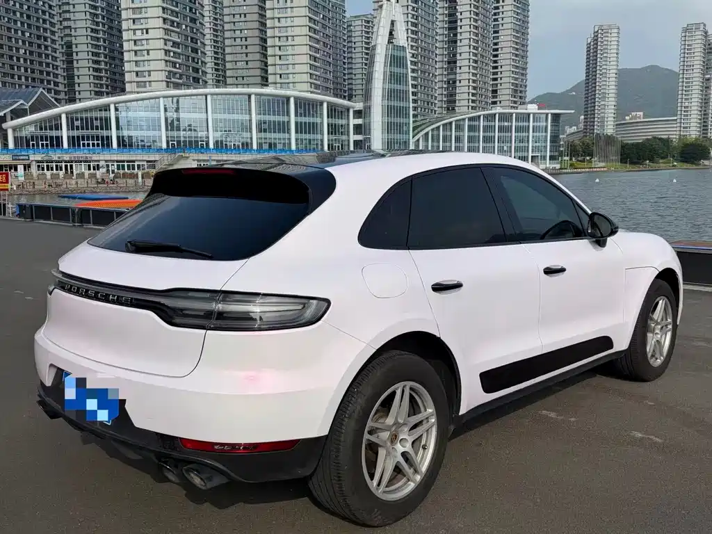Porsche Macan — фото 7