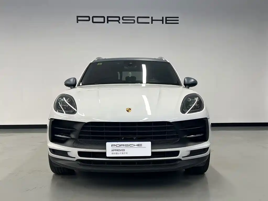 Porsche Macan — фото 21