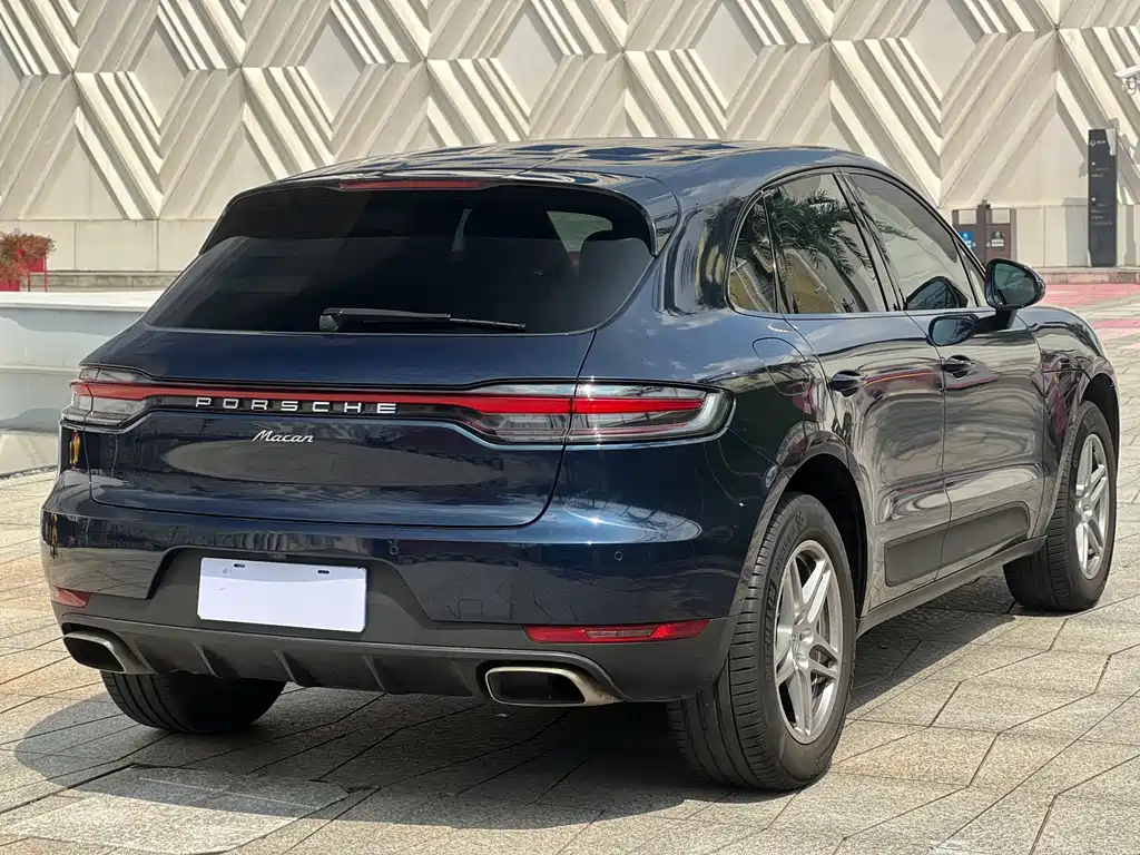 Porsche Macan — фото 6