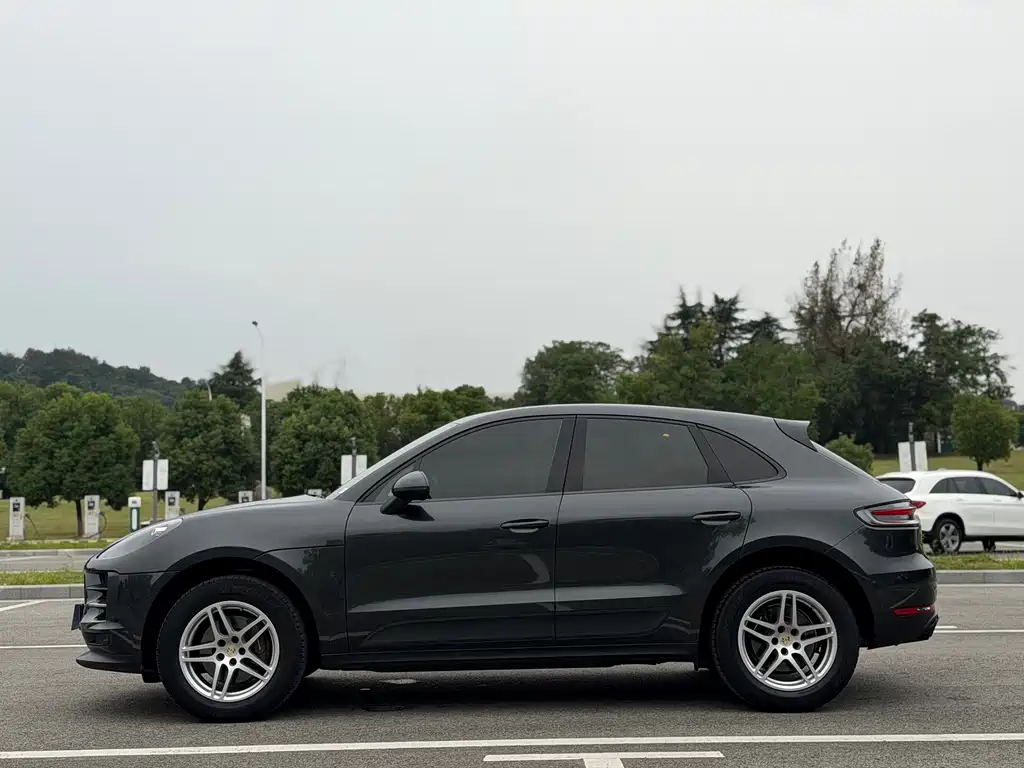 Porsche Macan — фото 4