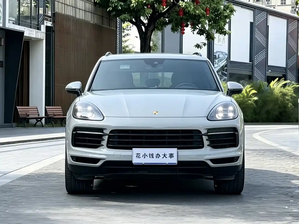 Porsche Cayenne — фото 2