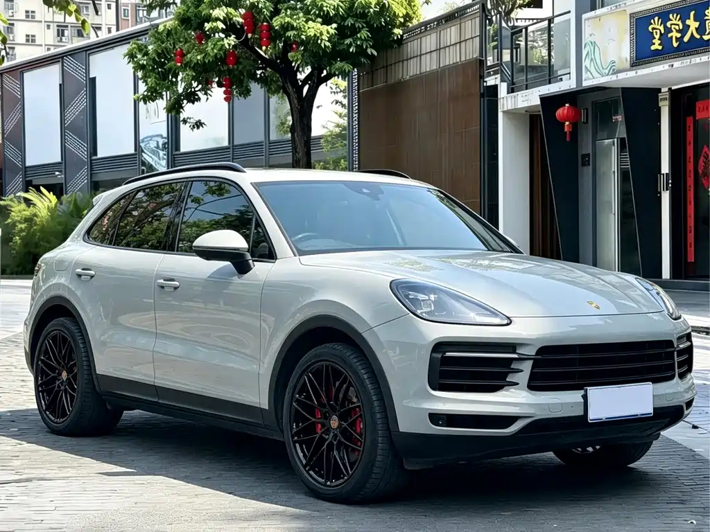 Porsche Cayenne — фото 3