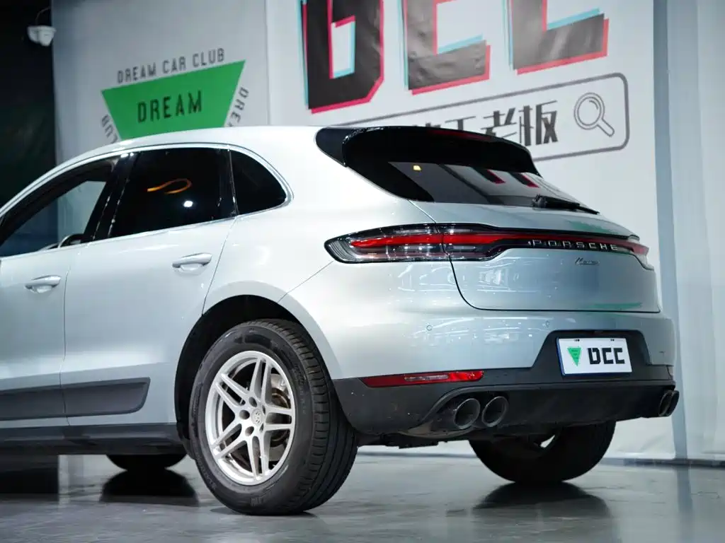 Porsche Macan — фото 46