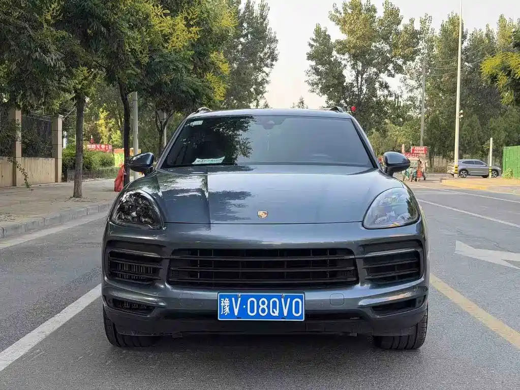 Porsche Cayenne — фото 2