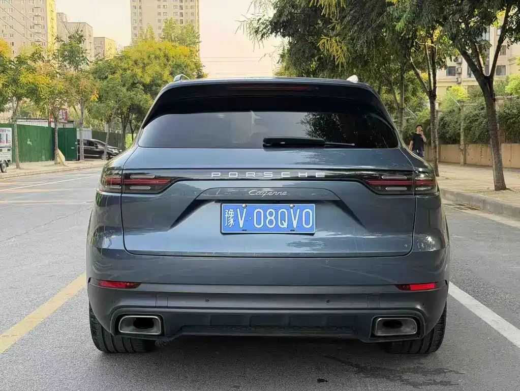 Porsche Cayenne — фото 8
