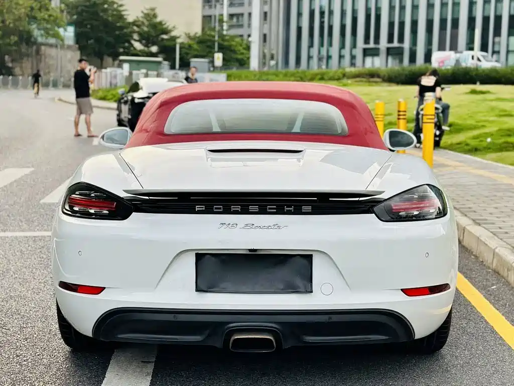 Porsche 718 — фото 6