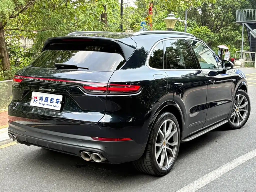 Porsche Cayenne — фото 5