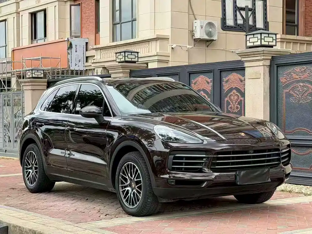 Porsche Cayenne — фото 3