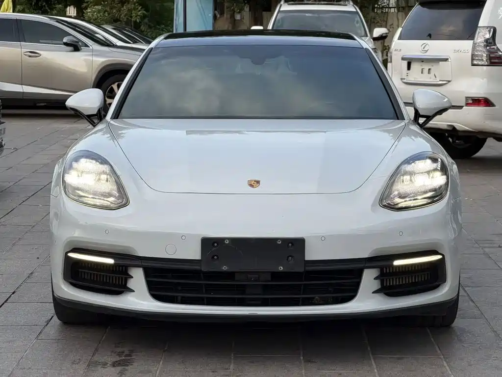 Porsche Panamera — фото 2