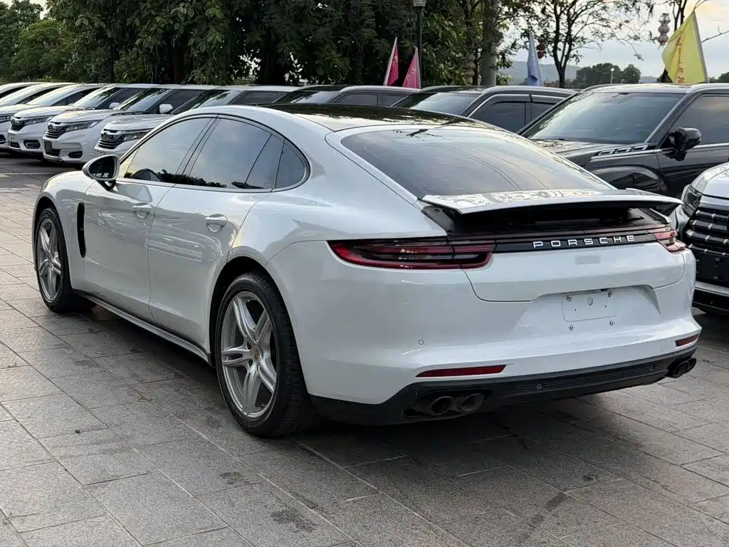 Porsche Panamera — фото 5