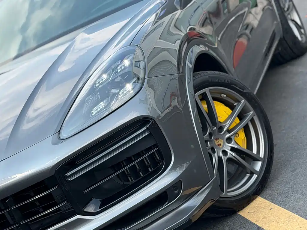 Porsche Cayenne — фото 3