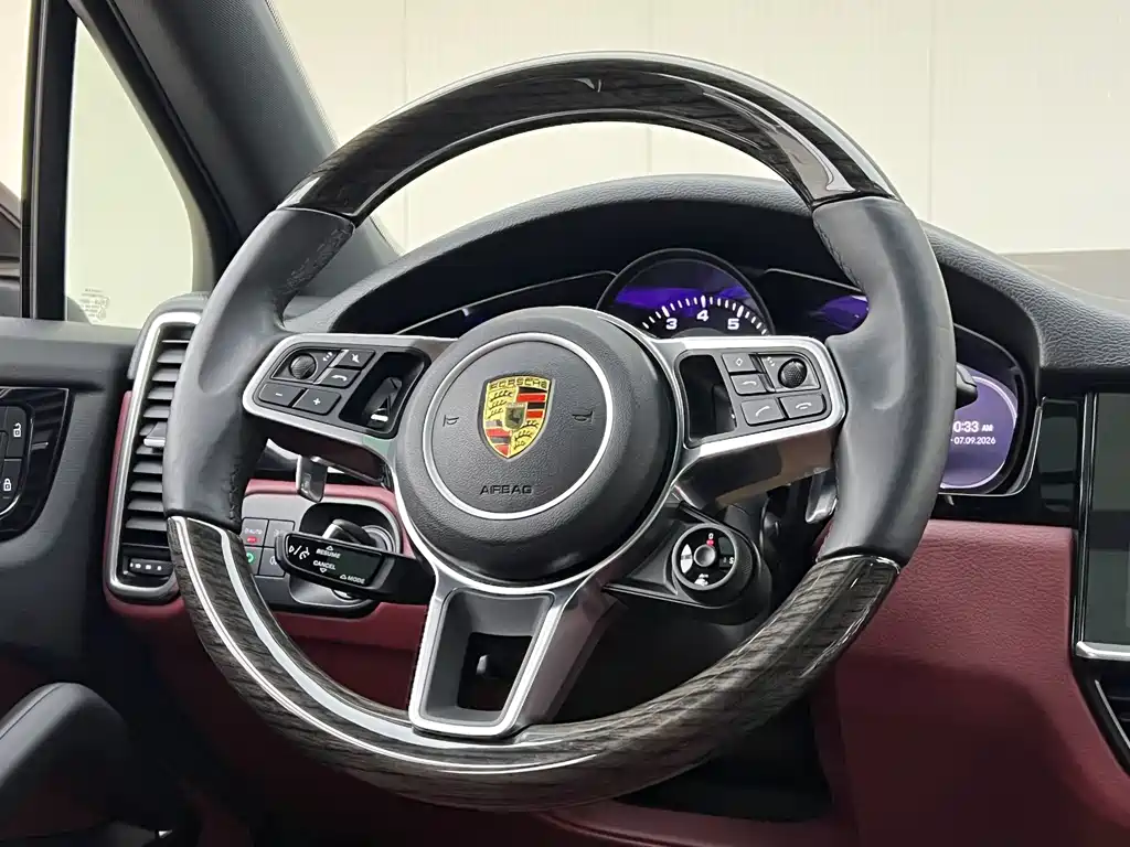 Porsche Cayenne — фото 18