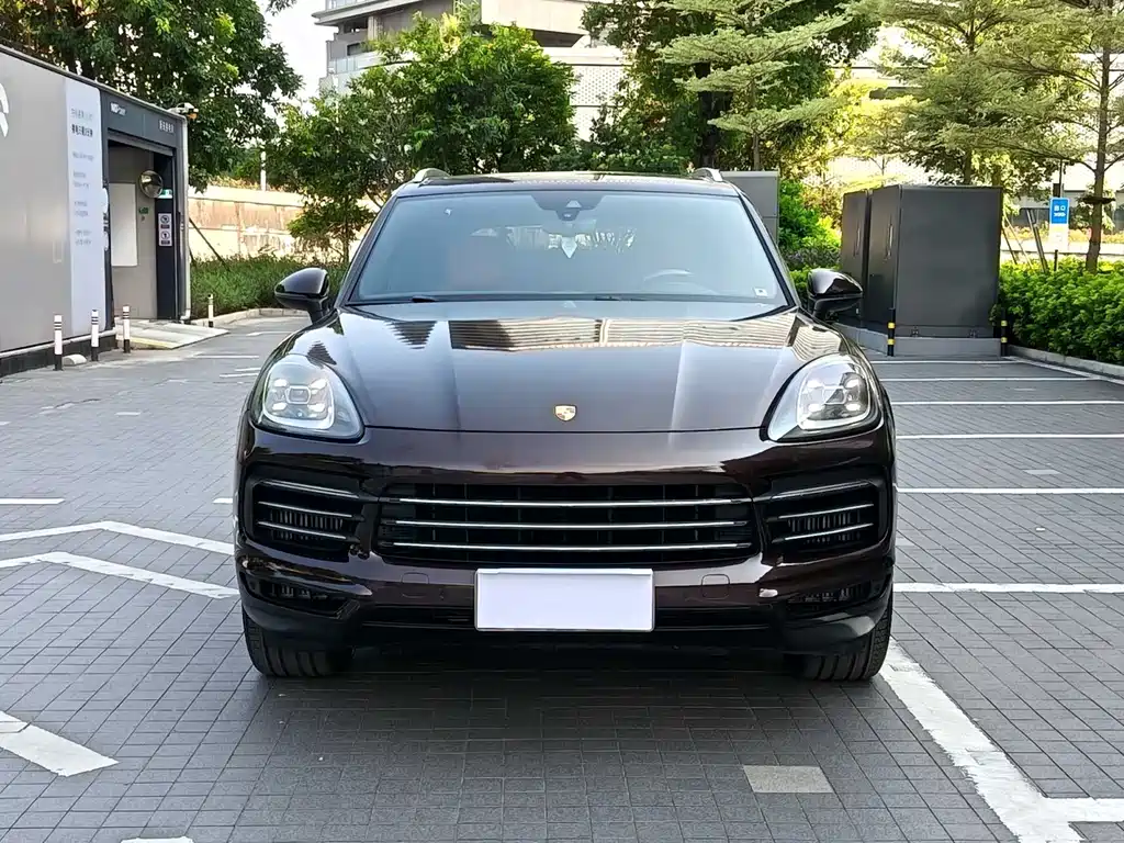 Porsche Cayenne — фото 2