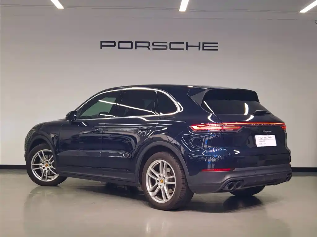 Porsche Cayenne — фото 9