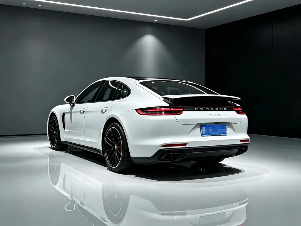 Porsche Panamera — фото 9
