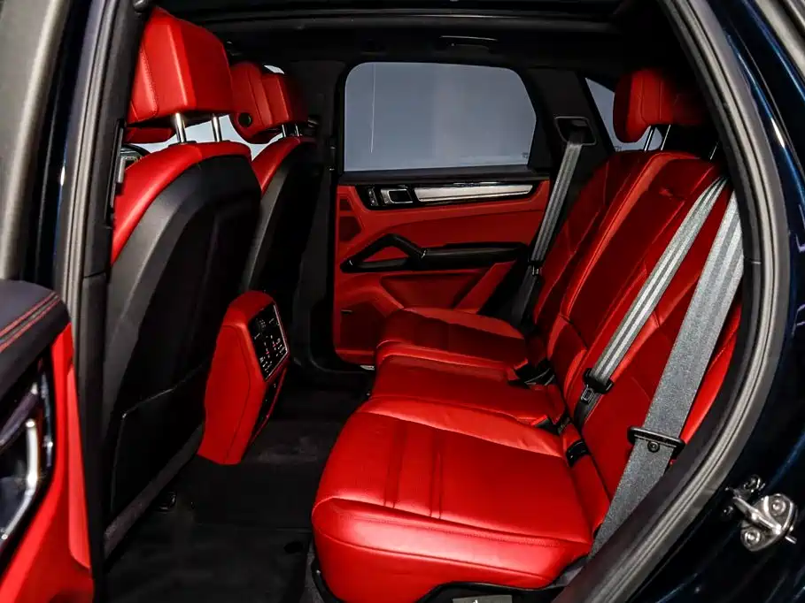 Porsche Cayenne Hybrid — фото 10