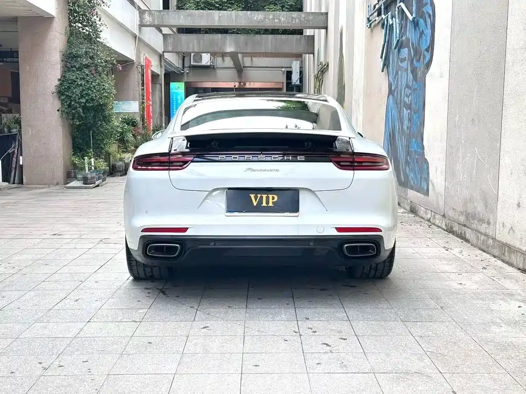 Porsche Panamera — фото 5