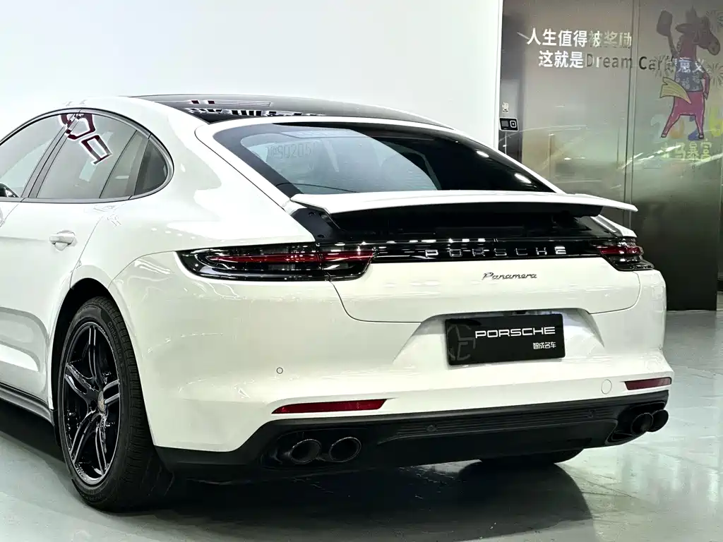Porsche Panamera — фото 13