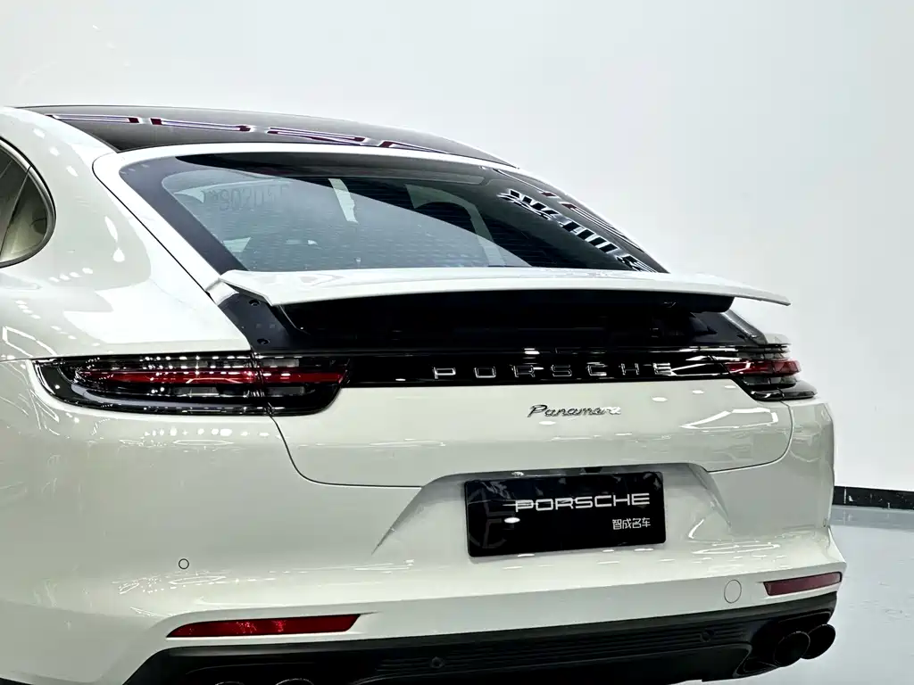 Porsche Panamera — фото 14