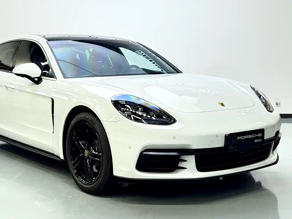 Porsche Panamera — фото 10
