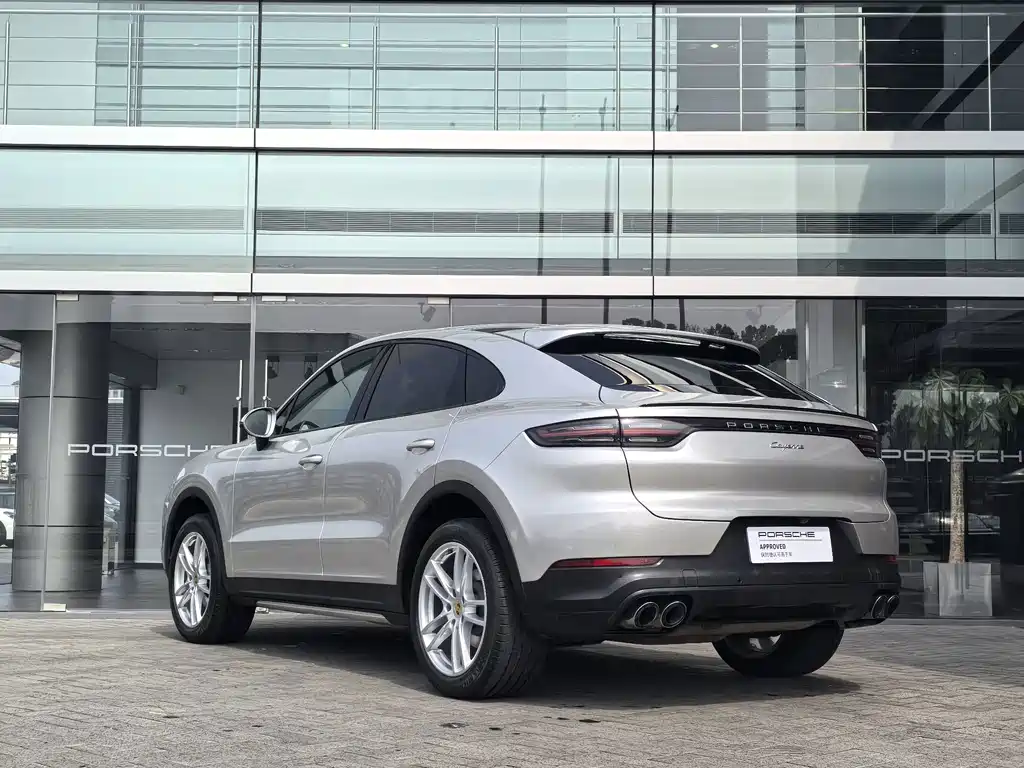 Porsche Cayenne — фото 6