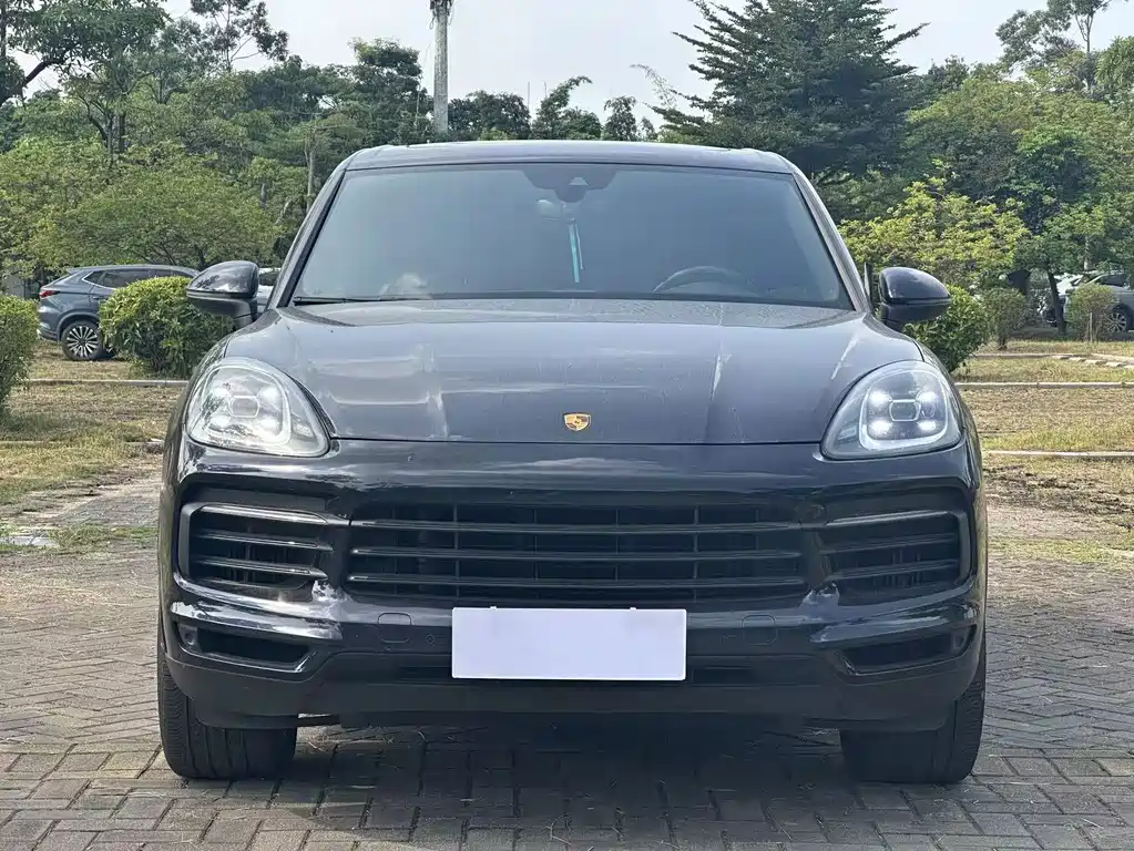 Porsche Cayenne — фото 2