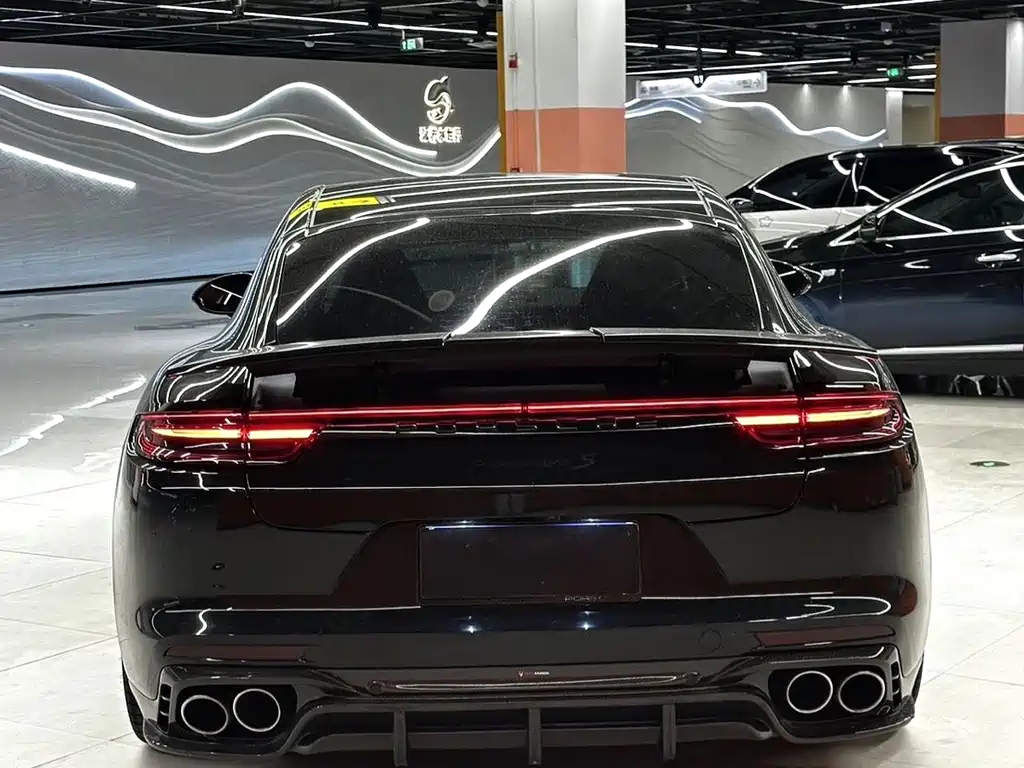 Porsche Panamera — фото 15