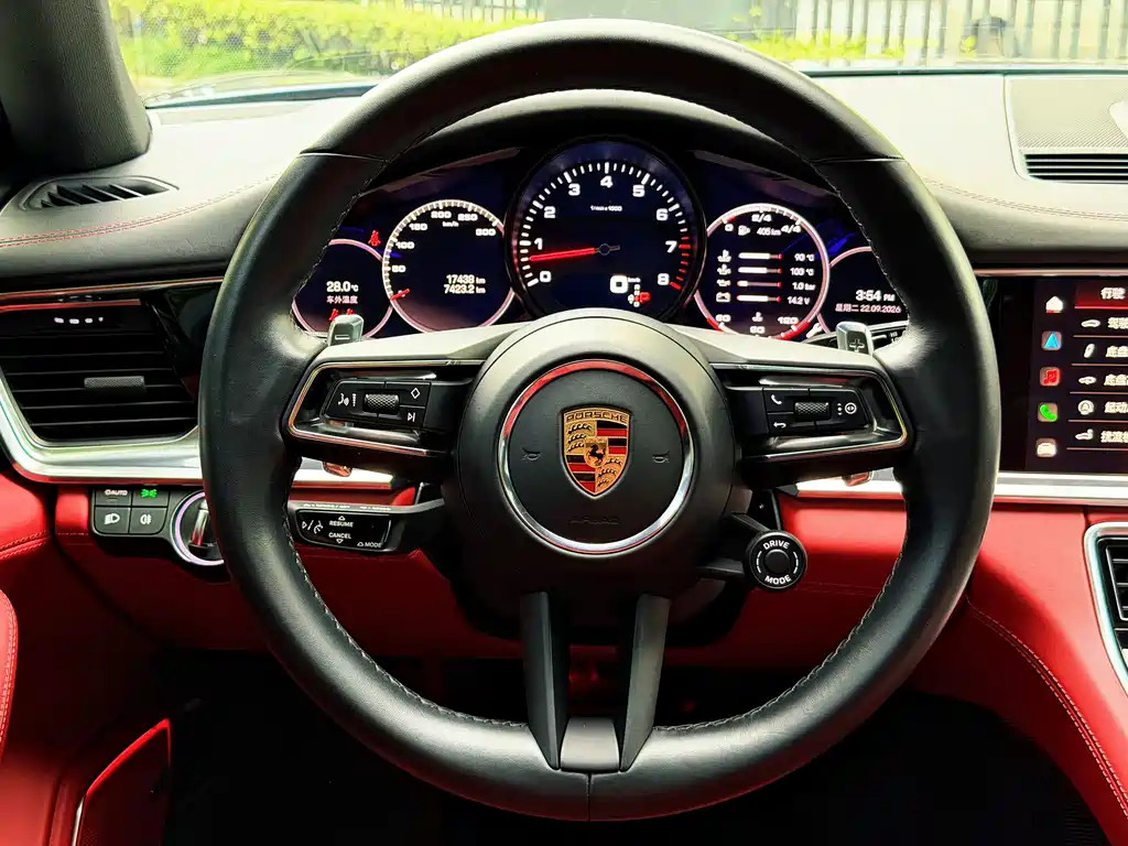 Porsche Panamera — фото 18
