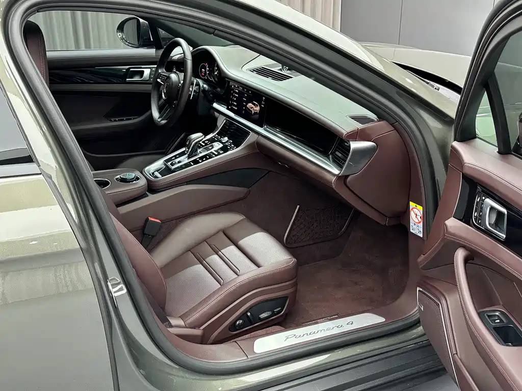 Porsche Panamera Hybrid — фото 28