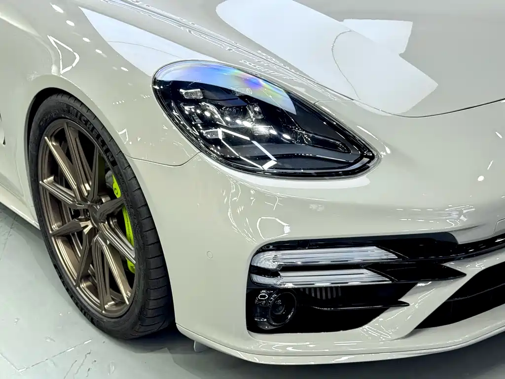 Porsche Panamera — фото 14