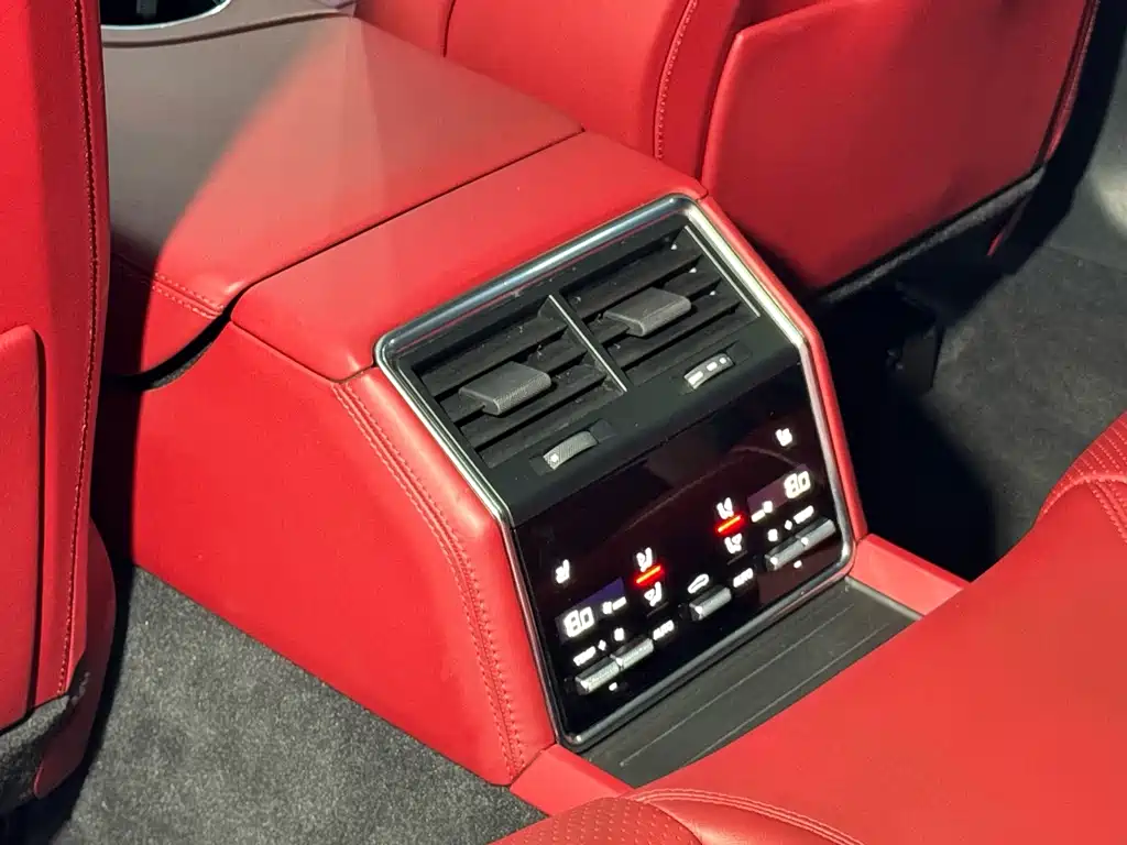 Porsche Panamera — фото 26