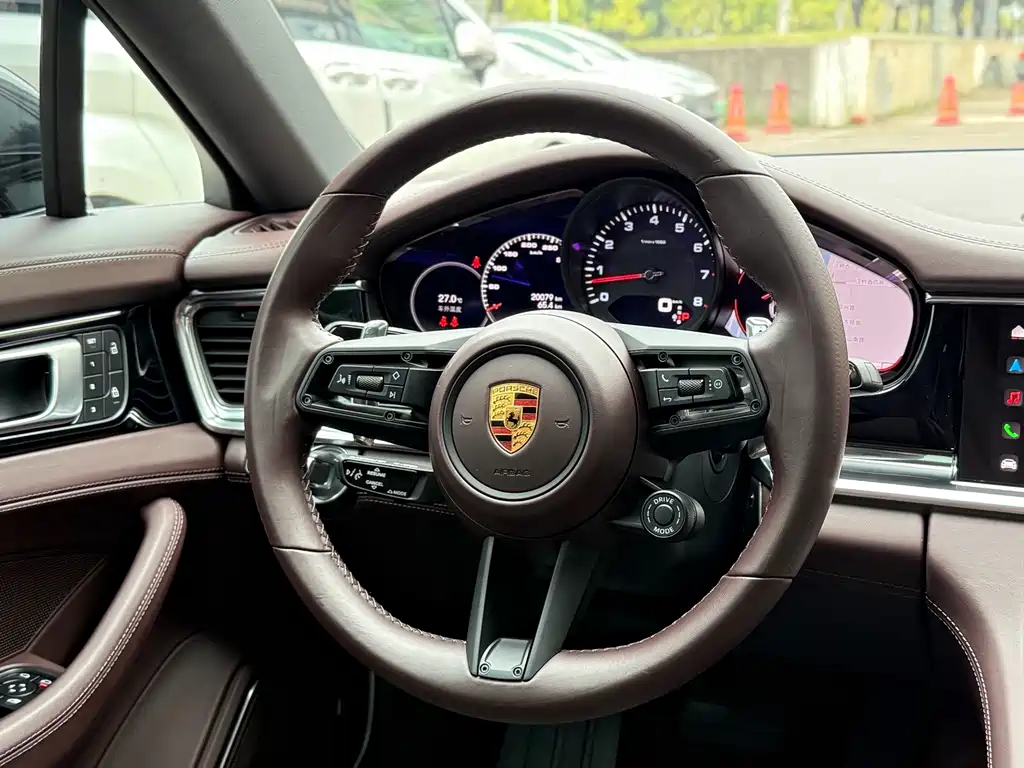 Porsche Panamera — фото 14
