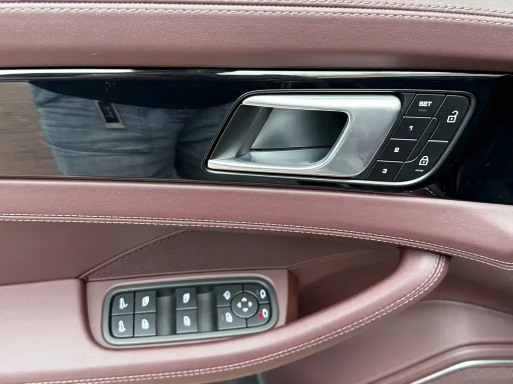 Porsche Panamera — фото 10