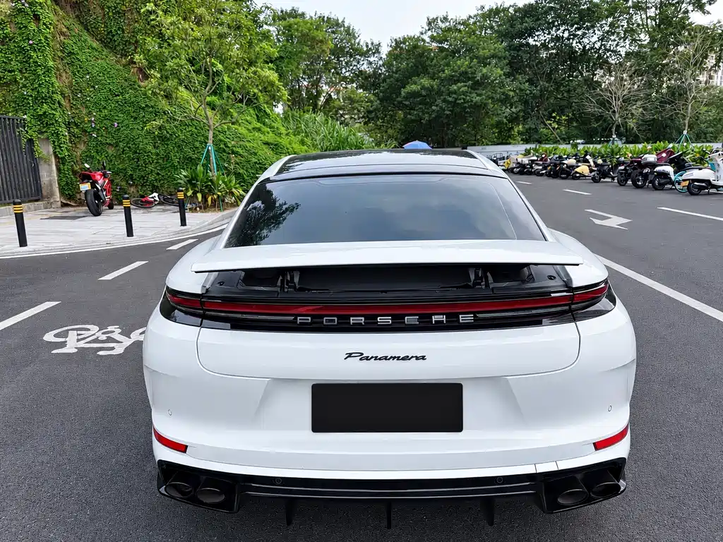 Porsche Panamera — фото 4