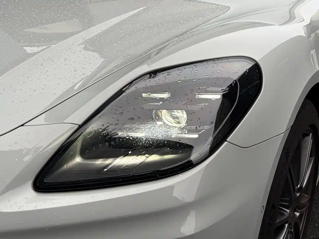 Porsche Panamera — фото 10