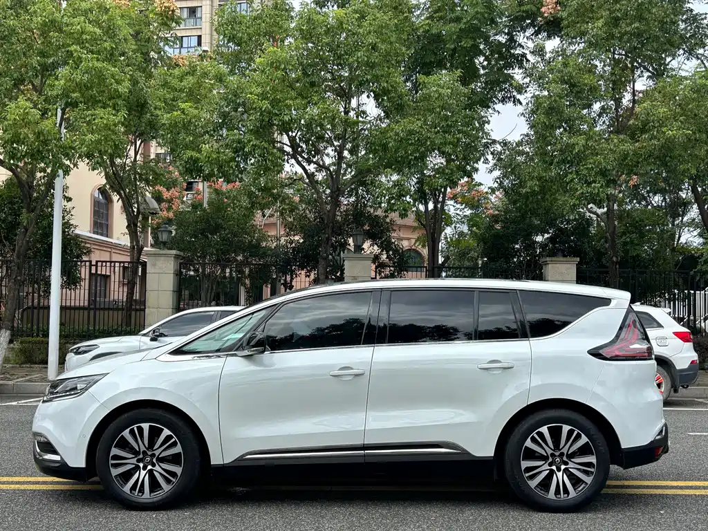 Renault Espace — фото 9
