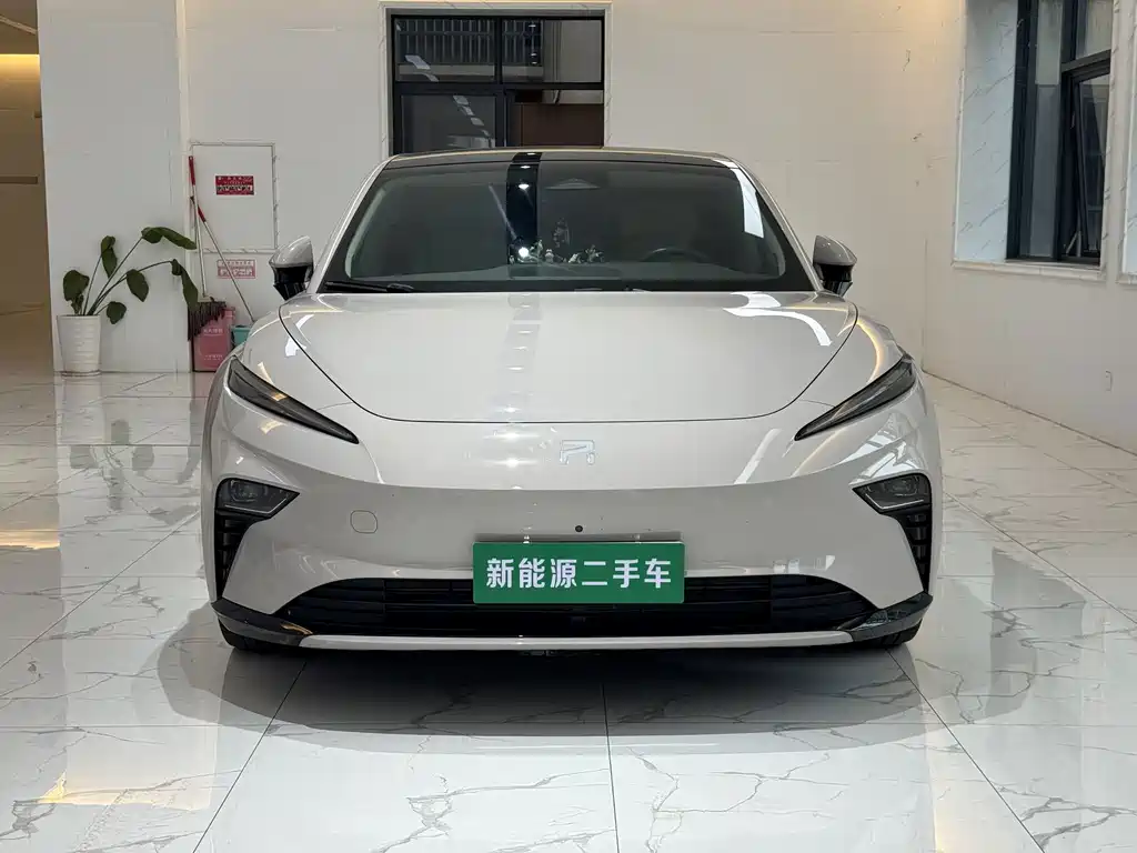 Roewe Feifan F7 — фото 3