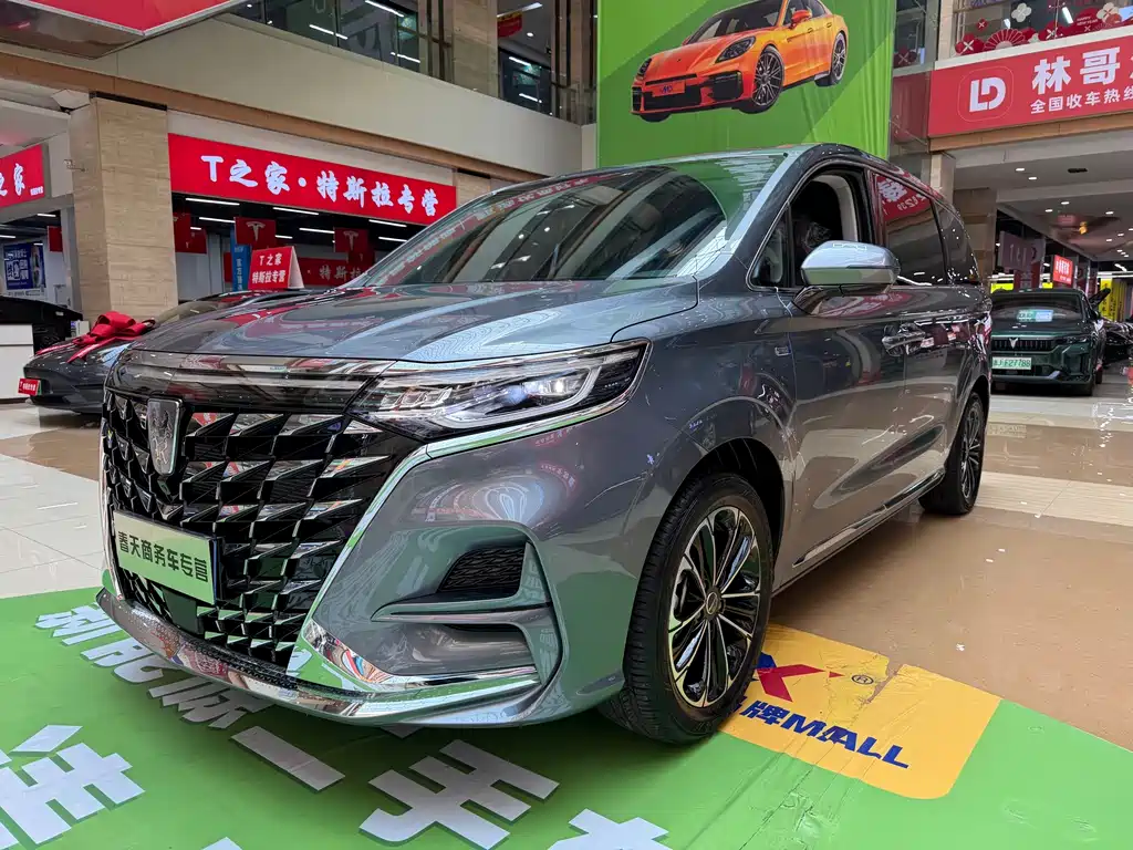 Roewe iMAX8 — фото 3
