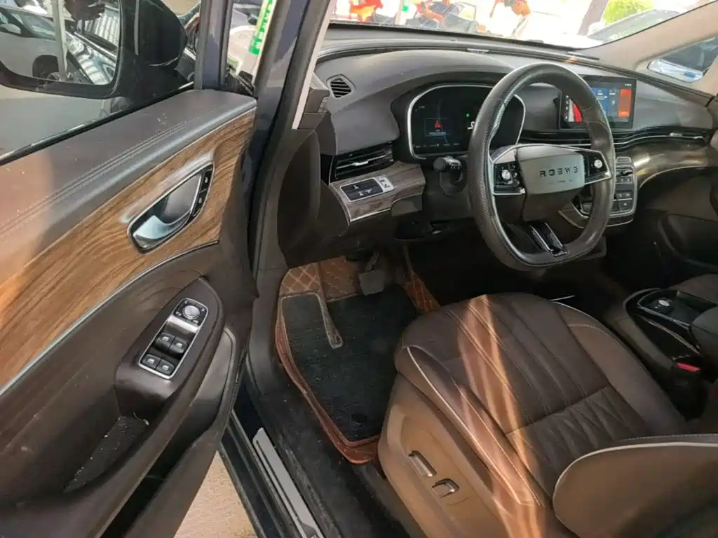 Roewe iMAX8 New Energy — фото 16