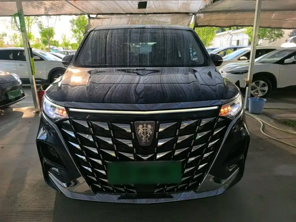 Roewe iMAX8 New Energy — фото 3