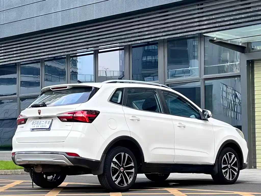 Roewe RX3 — фото 6