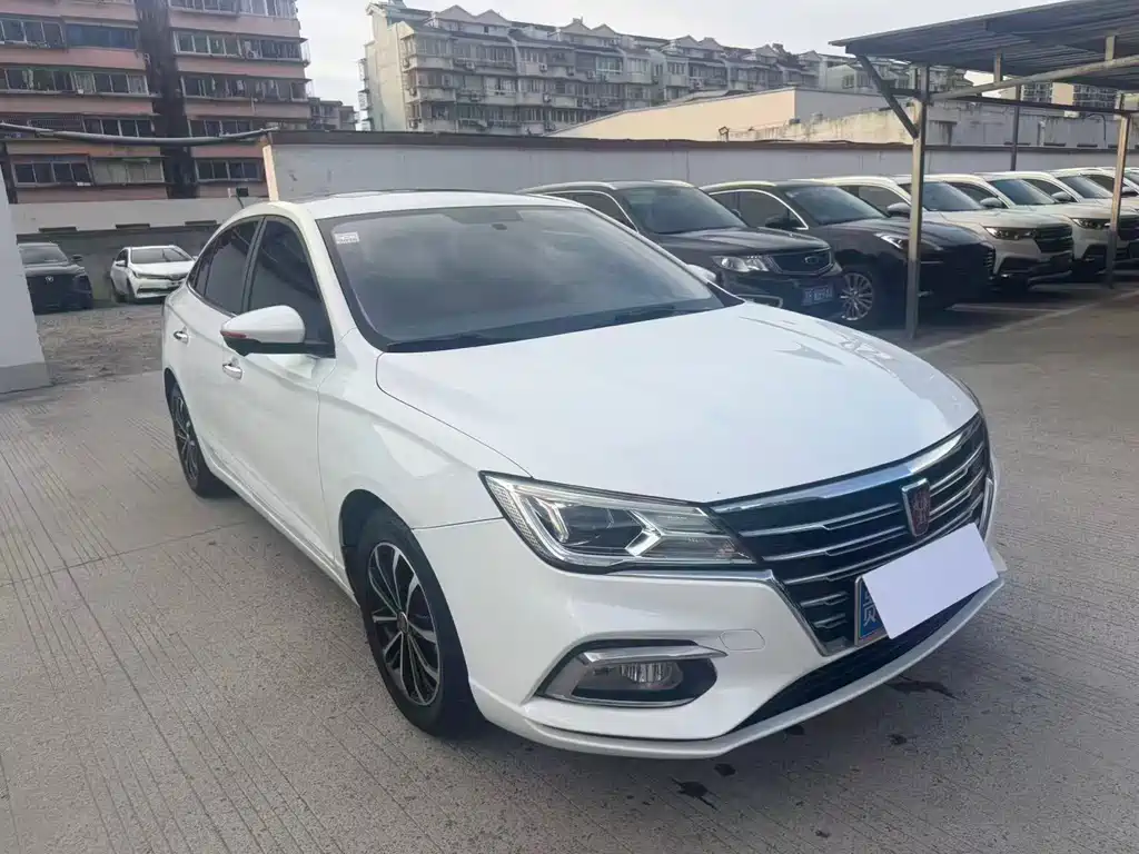 Roewe i5 — фото 3
