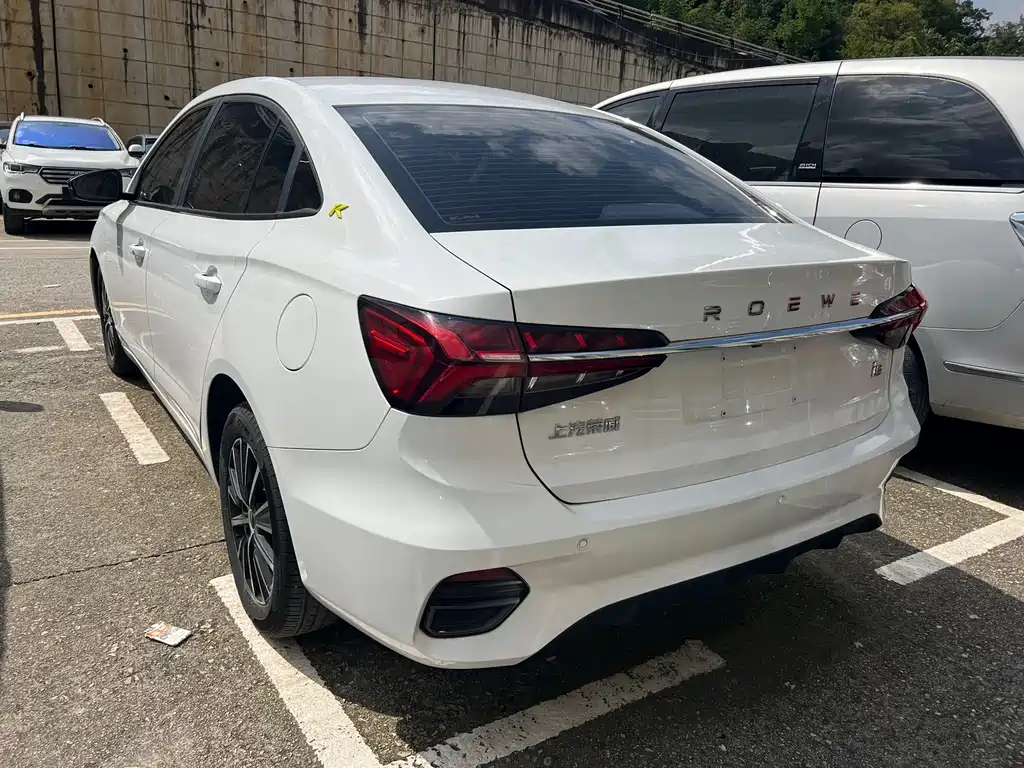 Roewe i5 — фото 7