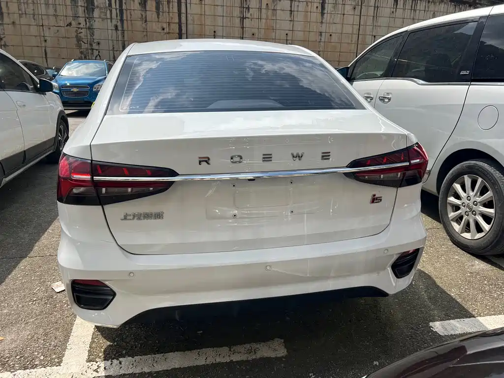 Roewe i5 — фото 8