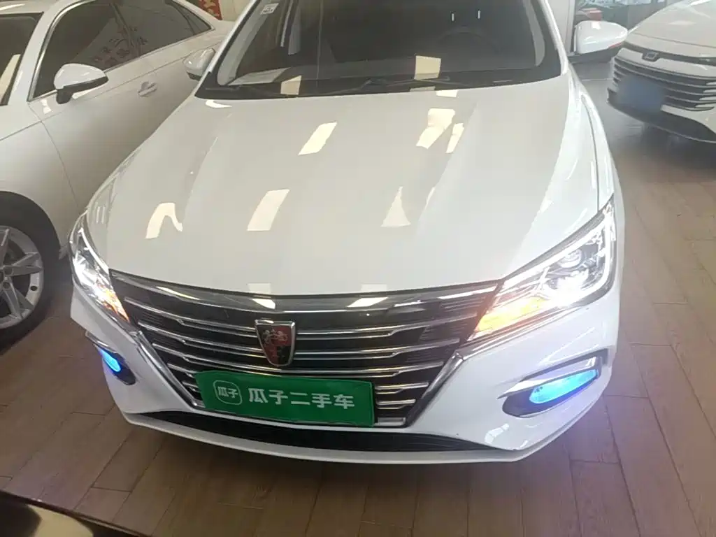 Roewe i5 — фото 3