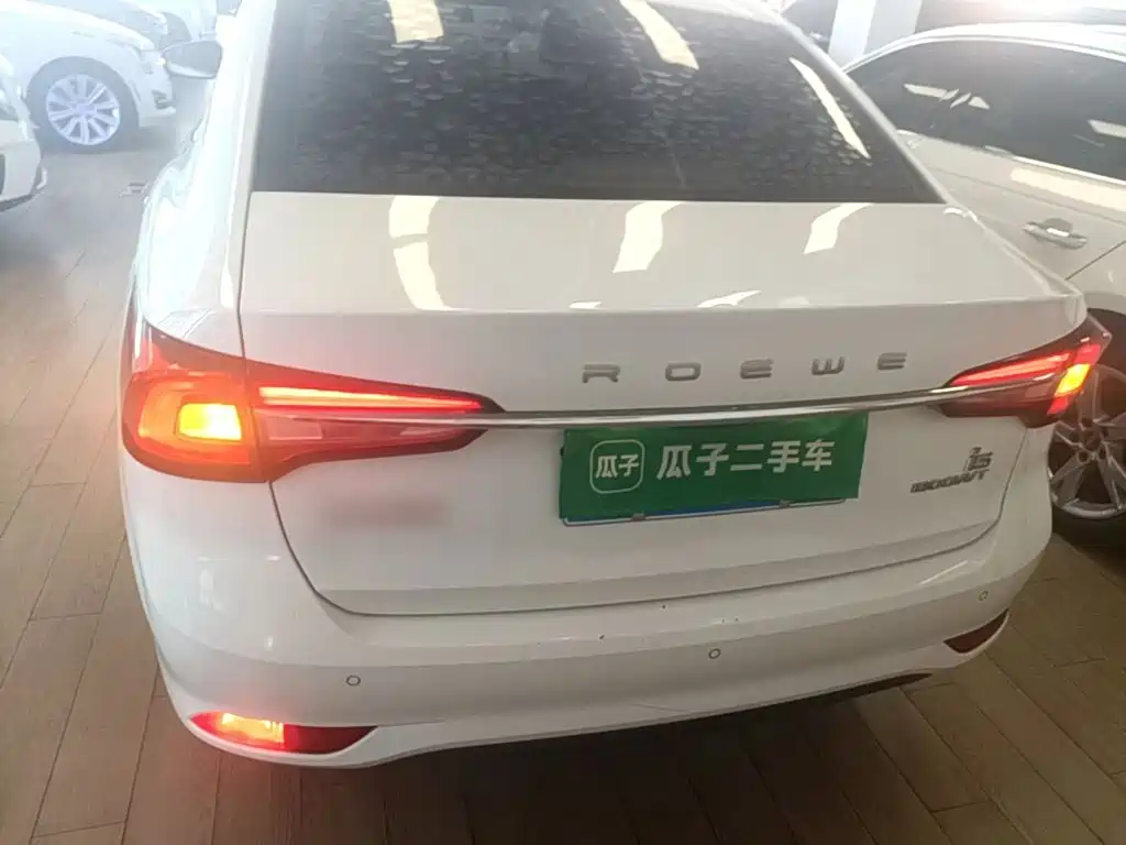 Roewe i5 — фото 6